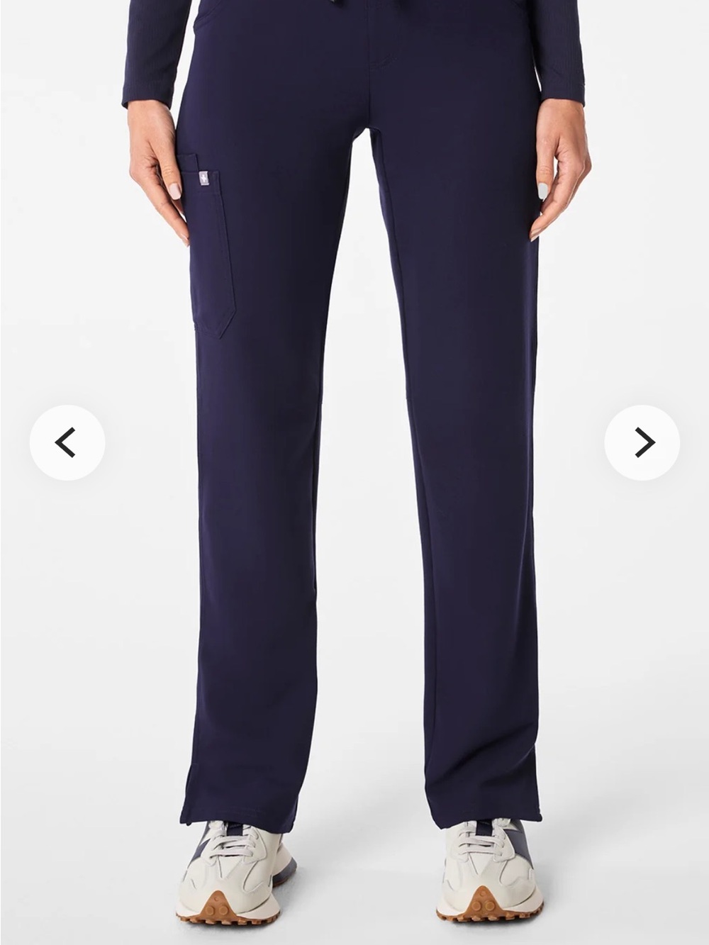 Figs Women's Straight-Leg Scrub Pants in Navy
